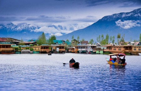 dal-lake-1.jpg